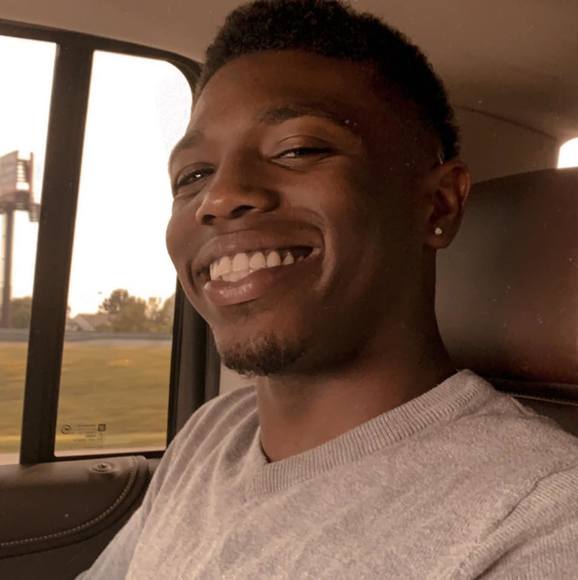 Profile Picture of Michael Glaude (@michaelglaude) on Poshmark