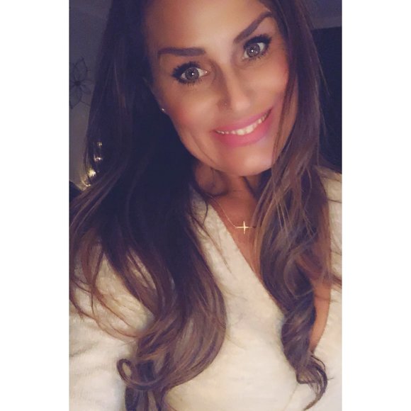 Profile Picture of Renee Cowan haines (@reneecowan7) on Poshmark