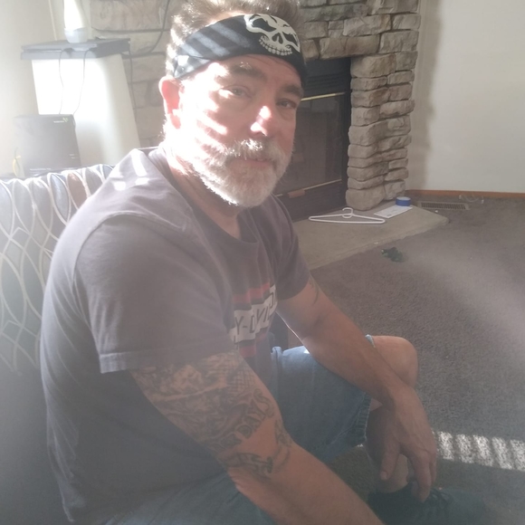 Profile Picture of Wesley Higgins (@wesleyhiggins) on Poshmark