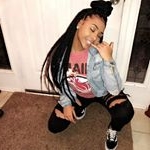 Profile Picture of Back Up 🤪 (@na.riah_) on Instagram