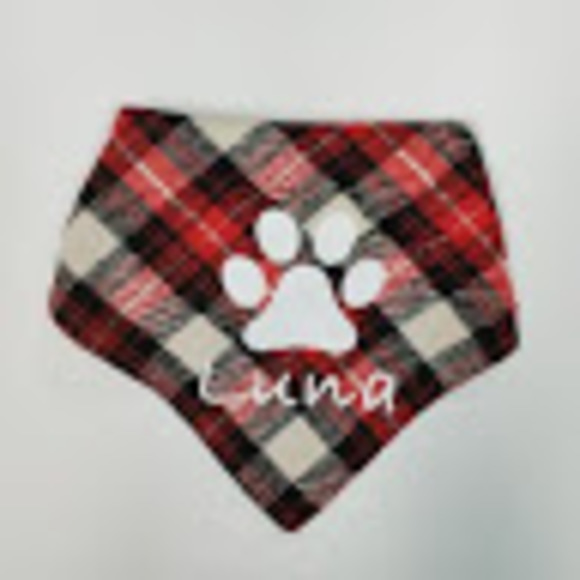 Profile Picture of Haley Kerr (@haleykerr729) on Poshmark