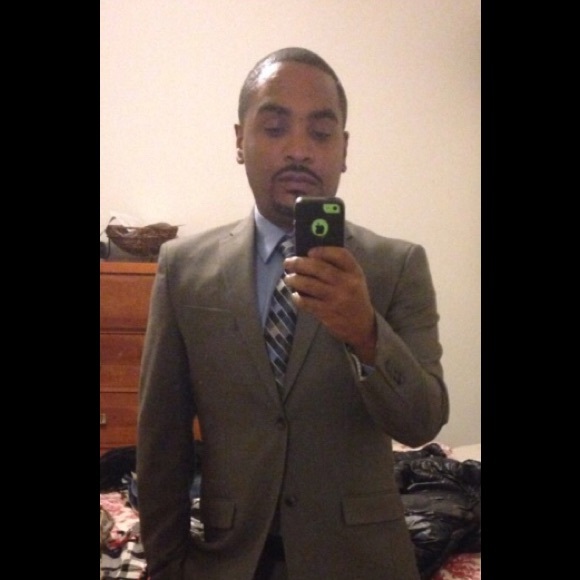 Profile Picture of Kevin Watts (@kevo107) on Poshmark