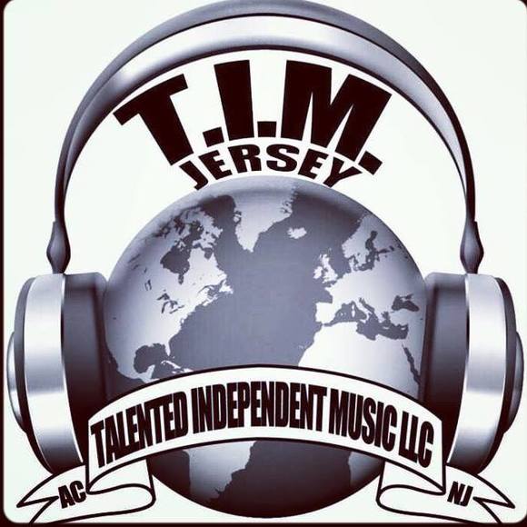 Profile Picture of Lamont Thomas (@lt08401) on Poshmark