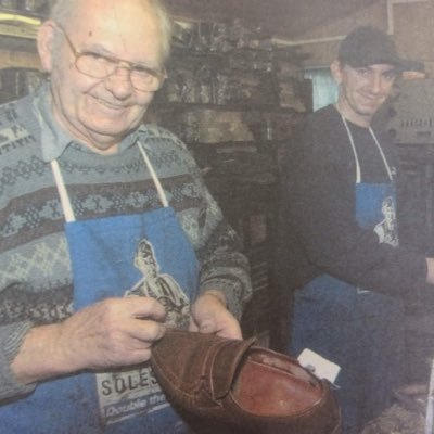 Profile Picture of Peter May & Grandson (@PM_G_Shoes_Keys) on Twitter