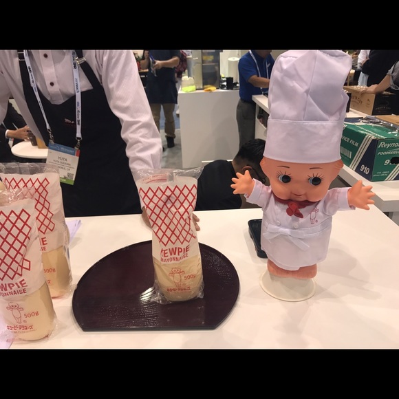 Profile Picture of Chris Ostlund (@chris_b_o) on Poshmark