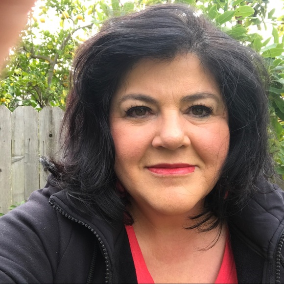 Profile Picture of Deneen Wohlford (@wohlforddeneen) on Poshmark