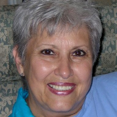 Profile Picture of Catherine OConnor (@CatherineOConn) on Twitter