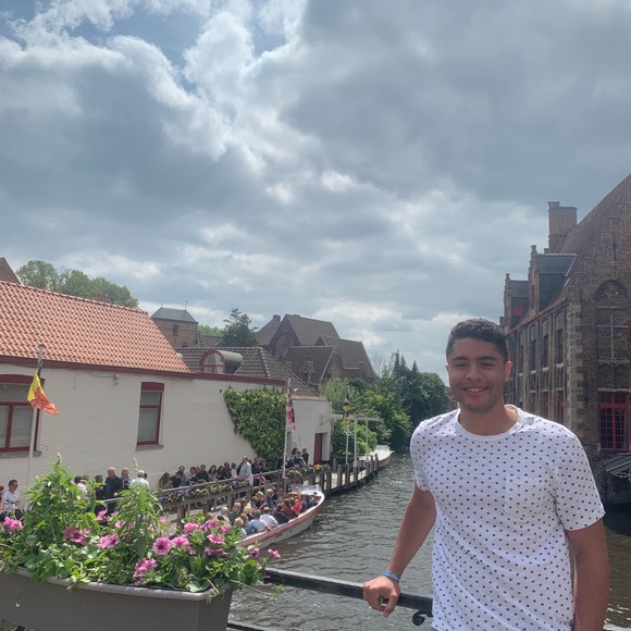 Profile Picture of Diego Irizarry (@diego_irizarry) on Poshmark