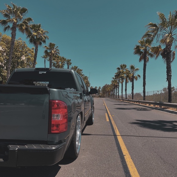 Profile Picture of Luis Lujan (@lujan701) on Poshmark