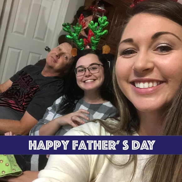 Profile Picture of Cayla Hicks (@cayladhicks) on Poshmark