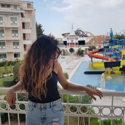 Profile Picture of Irem (@IremTansever) on Twitter