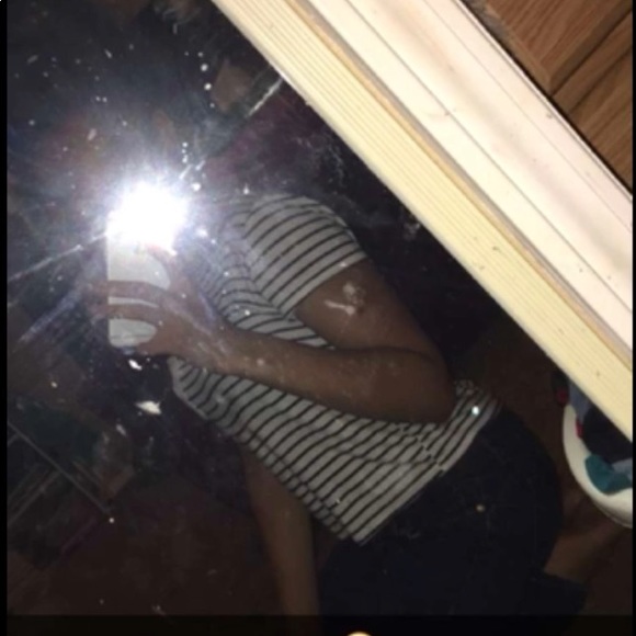 Profile Picture of Bracee Phillips (@braceephillips) on Poshmark