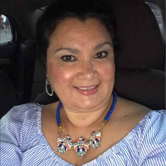 Profile Picture of Maria c Recio (@candyrecio) on Poshmark