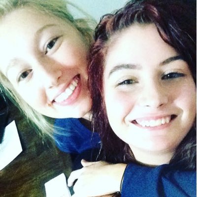 Profile Picture of Tracie Lancaster 🎀 🐘 (@TracieRae24) on Twitter