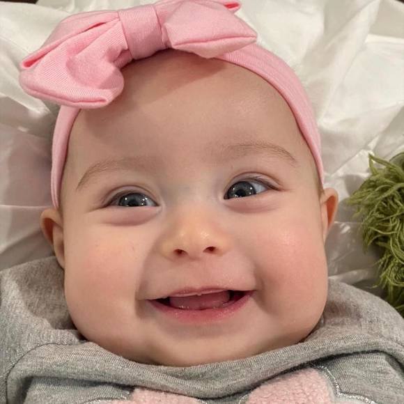 Profile Picture of Violeta Campos (@violetacampos) on Poshmark