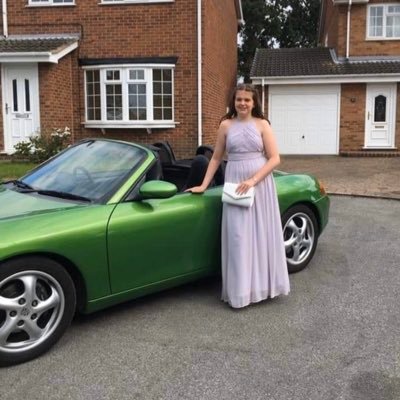 Profile Picture of Ruby Hare (@r_hare08) on Twitter