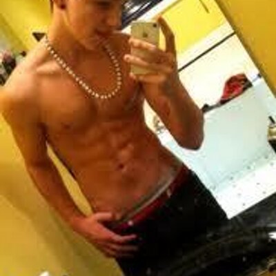 Profile Picture of Justin Monro (@justinmonro6) on Twitter