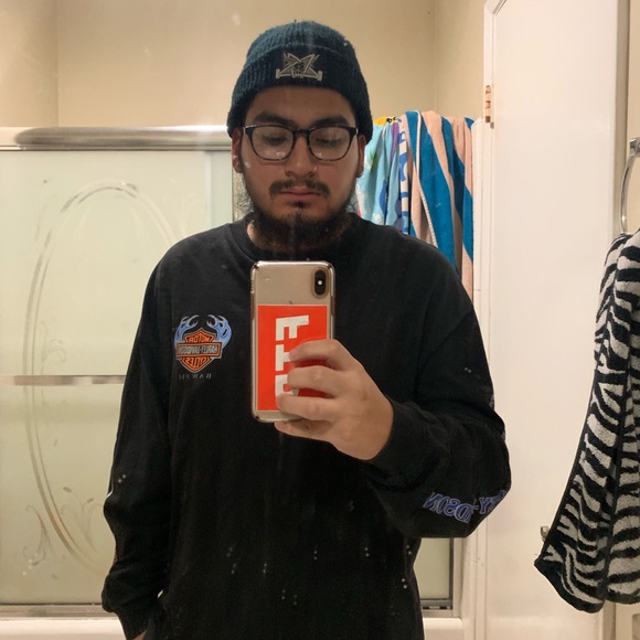 Profile Picture of Matthew Marroquin (@matthew235) on Poshmark