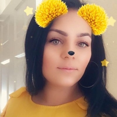 Profile Picture of Tanya Nicholson (@TanyaNi89614219) on Twitter