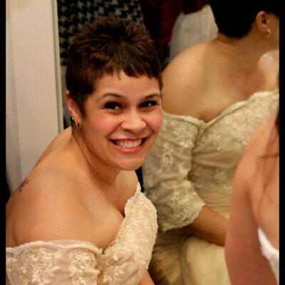 Profile Picture of Dena Hunt (@DenaLocklear) on Twitter