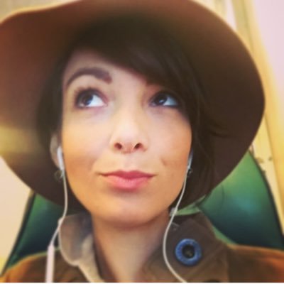 Profile Picture of Amanda Curtis (@amanda_curtis) on Twitter