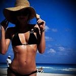 Profile Picture of Renee Sweeney (@slowagolnal) on Instagram