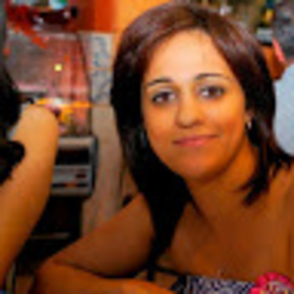 Profile Picture of Isabel Gomes (@belcostagomes49) on Poshmark