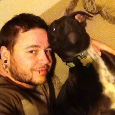 Profile Picture of Chad Emond (@chadthepirate) on Twitter