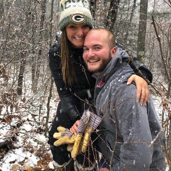 Profile Picture of Dani Hess (@dhessy21) on Poshmark