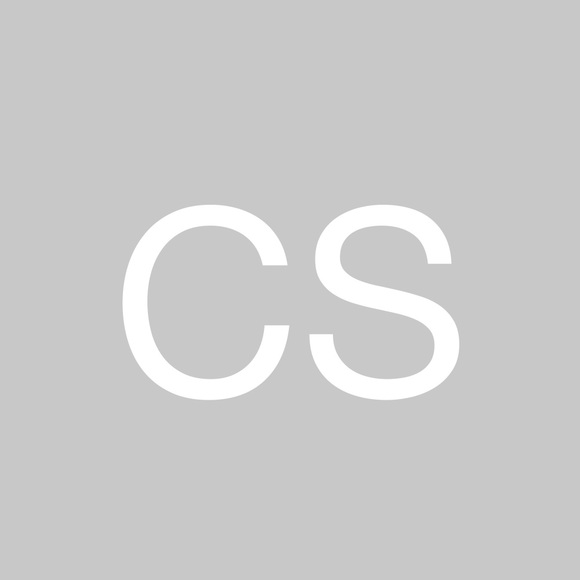 Profile Picture of Cisayinaq Subacus (@xuweitheic) on Poshmark