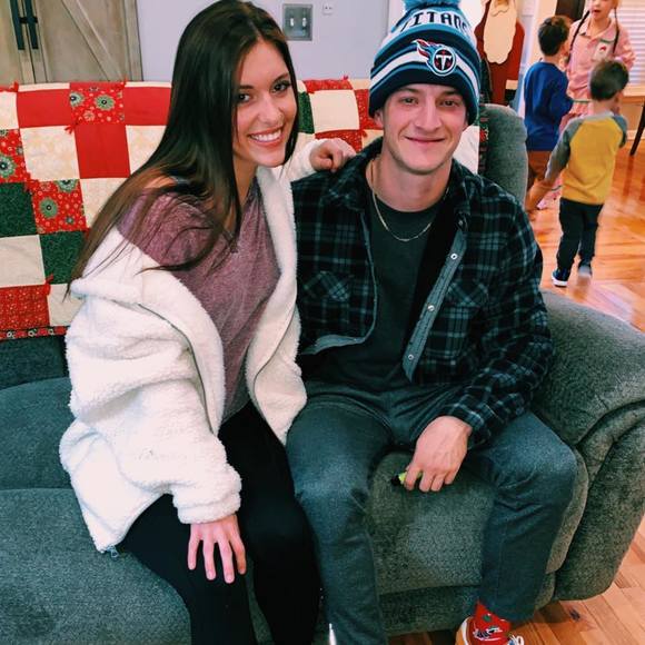 Profile Picture of Paige Sumners (@paigesumners) on Poshmark