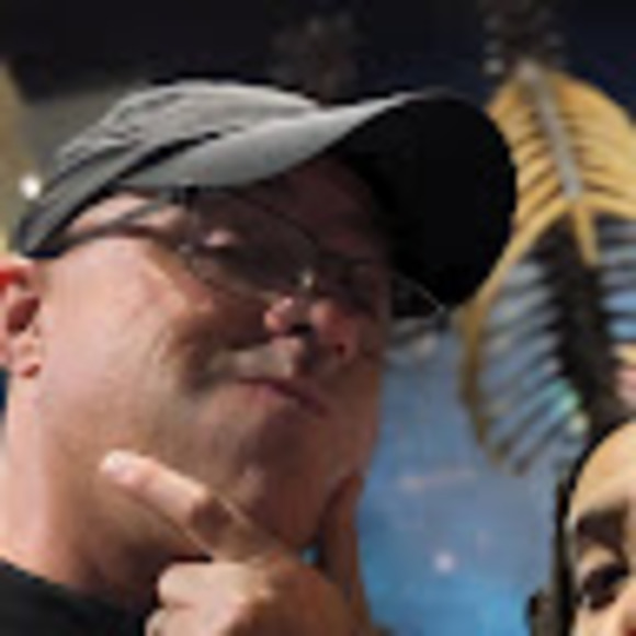 Profile Picture of Jason Rowlands (@jrowlands1974) on Poshmark