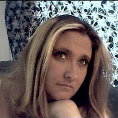 Profile Picture of Monica Phillips (@windwillow) on Twitter