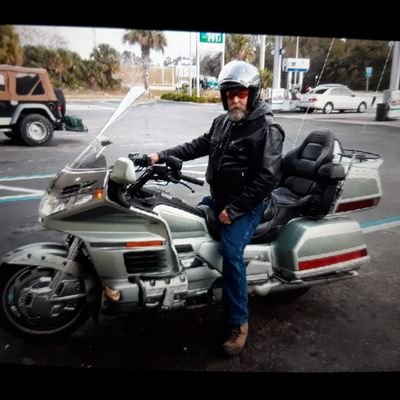 Profile Picture of Tim Ahern (@f80929a4c5274d6) on Twitter