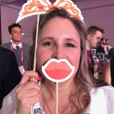 Profile Photo of Heidi Elmer (@SoftchoiceHeidi) on Twitter