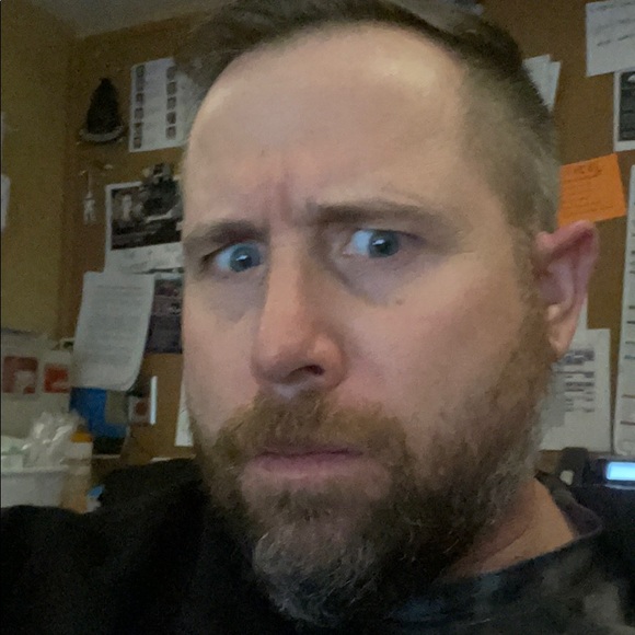 Profile Picture of Kenneth Kirschenman (@kenk0707) on Poshmark