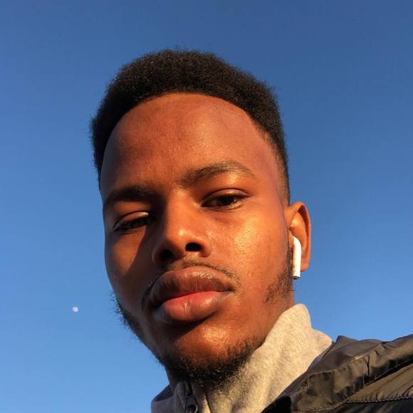 Profile Picture of Abdullahi Salim (@abdulsalim2114) on Poshmark