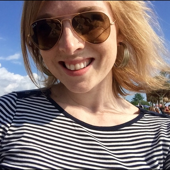 Profile Picture of Bridget Pooley (@bridgetpooley) on Poshmark