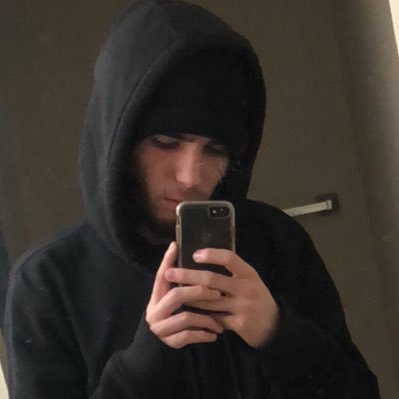 Profile Picture of 𝖕𝖗𝖊 | 𝖘𝖑𝖊𝖊𝖕💤 (@iShouldBeSleep) on Twitter