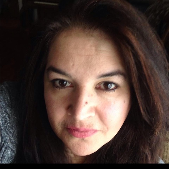 Profile Picture of Elizabeth Arbogast (@meeaa67) on Poshmark