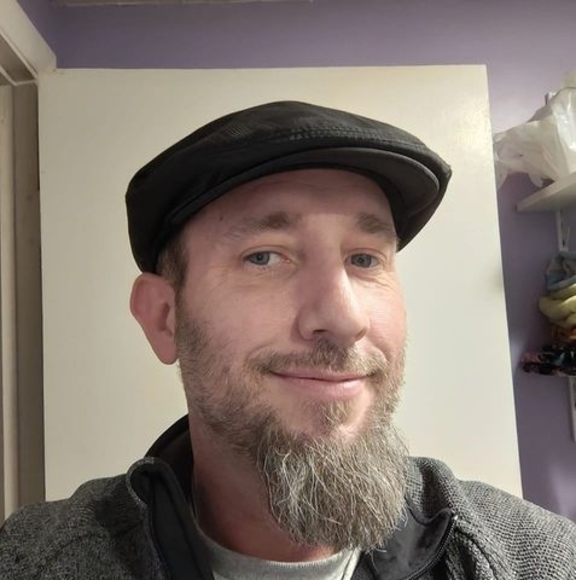 Profile Picture of Kevin Loose (@loosekevin) on Poshmark