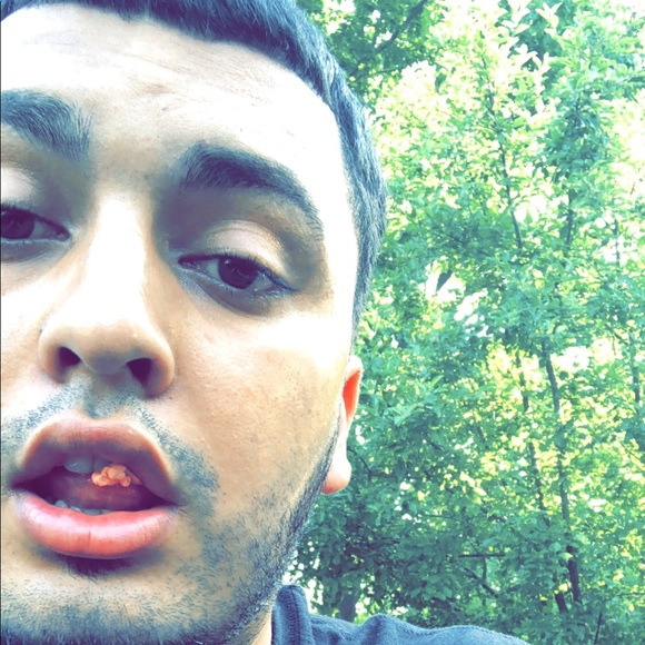 Profile Picture of Wilfredo Hernandez (@walter808) on Poshmark