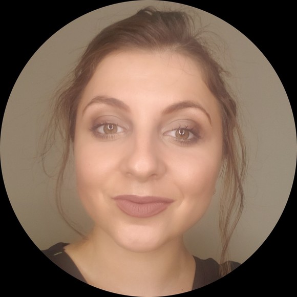 Profile Picture of Tatiana Fulga (@violish_store) on Poshmark