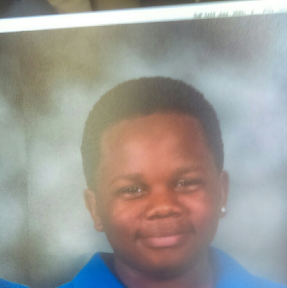 Profile Picture of Antonio Neal (@msk_tonio) on Poshmark