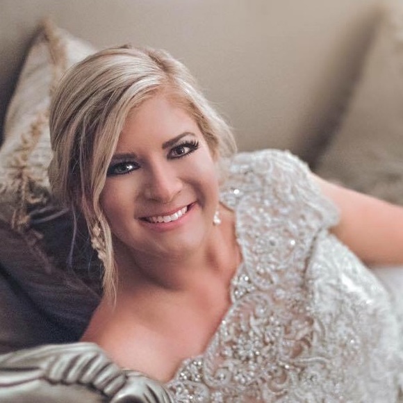 Profile Picture of Tara Riddle (@triddlevt08) on Poshmark