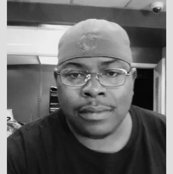 Profile Picture of Barry Martin (@barryfmartin) on Poshmark