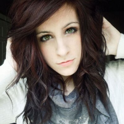 Profile Picture of Sabrina Sharp (@Birdawsvh) on Twitter