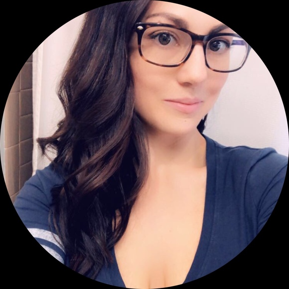 Profile Picture of Krista Kamerer (@kaykam90) on Poshmark