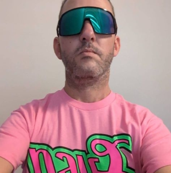 Profile Picture of Toal Kevin (@toal7) on Poshmark