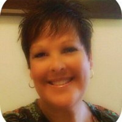 Profile Picture of Lori Bradshaw (@mscoffeediva1) on Twitter